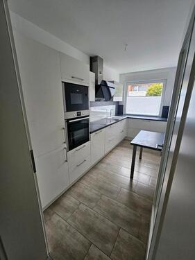 Foto - 3 Zimmer-Küche-Bad-Balkon-Wohnung