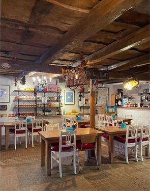 Foto - Pizzeria CafeGastro - 2.200,00&nbsp;EUR Kaltmiete, ca.&nbsp; 120,00&nbsp;m&sup2;