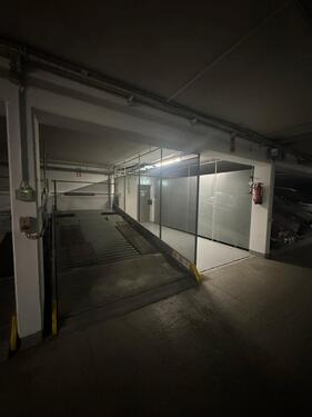 Foto - Tiefgaragenstellplatz ab sofort frei