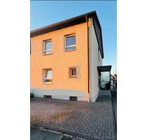 Doppelhaushälfte in Troisdorf West -sehr zentral