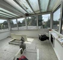 Schöne Wohnung mit Wintergarten - Oberhausen Borbeck