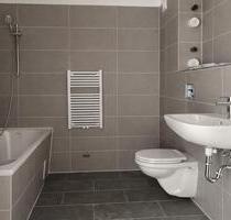 Helle 2-Zimmer-Wohnung mit Balkon und Wohnküche, Top Lage, ab 1.4 - Leipzig Altwest