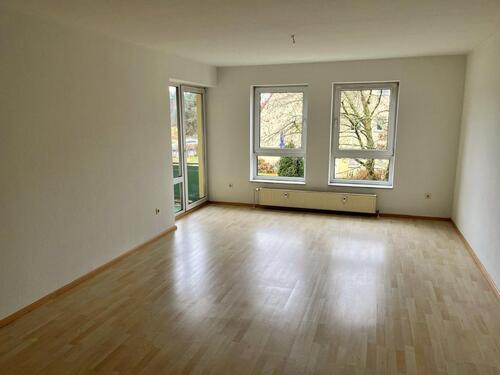 Foto - Helle 3-Zimmer-Wohnung, 89 m², 1. OG, Südwestbalkon in Müncheberg