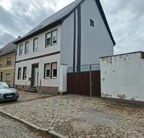 Bauernhaus - 185.000,00&nbsp;EUR Kaufpreis, ca.&nbsp; 205,00&nbsp;m&sup2; in Barby (PLZ: 39249)