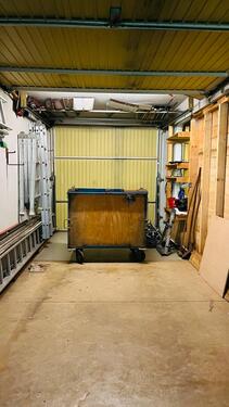 Foto - Garage mit großer Lagerfläche ca. ab August zu vermieten
