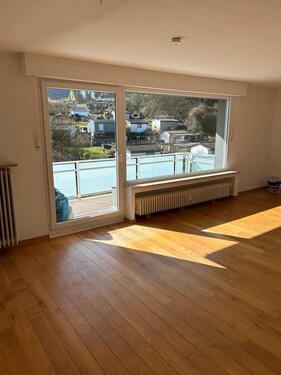 Foto - Wohnung 82 m2 mit Südbalkon neuen Bad und 1 Parkplatz