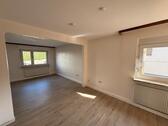 Foto - Altbau Erdgeschoss Wohnung 90qm 4Z 2xStellplatz 2xBad Garten