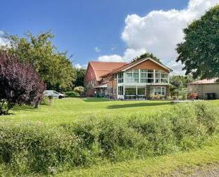 Exklusiv großes Einfamilienhaus mit Garten - Handewitt