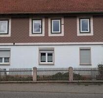 Charmantes Einfamilienhaus mit Hof und Nebengebäude - Hildburghausen