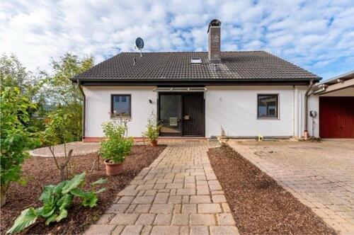 Foto - Haus sofort bezugsfertig für ein - drei Familien - provisionsfrei