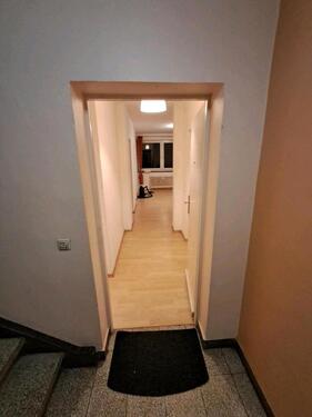 Foto - Freundliche 4-Zimmer-Wohnung mit Balkon in Frankfurt-Niederursel.