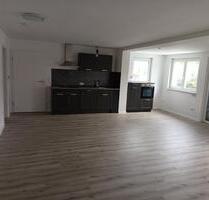 Vermiete 3 Zi Whg - 950,00 EUR Kaltmiete, in Erlenbach (PLZ: 74235)