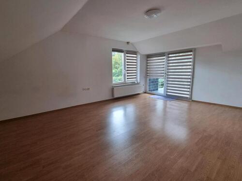 Foto - Helle 3-Zimmer-Wohnung in Einfamilienhaus - ruhige Lage