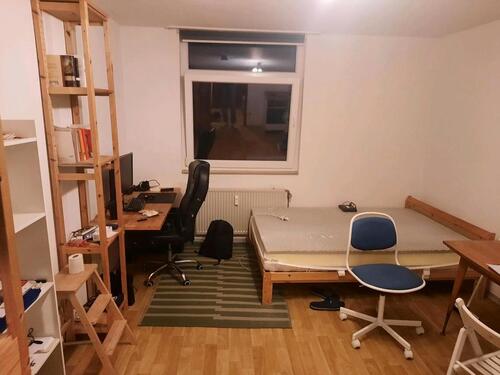 Foto - Möblierte 1-Zimmer Wohnung mit zentraler Lage