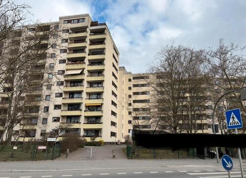 Foto - Provisionsfrei 4 Zimmer Wohnung in Marienfelde mit Balkon und EBK
