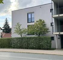 KOMPAKTES WOHNEN MIT KOMFORT – FRISCH RENOVIERTE UND ELEGANT MÖBLIERTE 1-ZIMMER-WOHNUNG - Erlangen Am Anger
