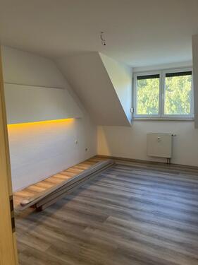 Foto - 3-Raum-Dachgeschosswohnung - 480,00 EUR Kaltmiete,