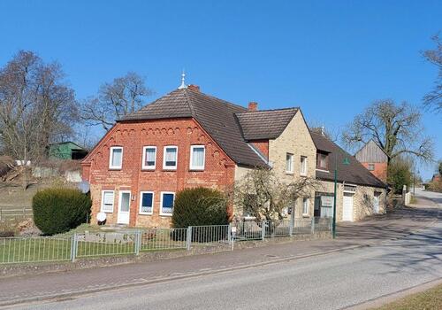Foto - Mehrfamilienhaus, Wohnhaus in Kasseedorf zum Kaufen