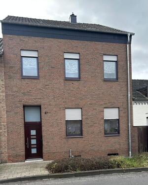 Foto - Haus zur Miete - 1.190,00&nbsp;EUR Kaltmiete, ca.&nbsp; 122,00&nbsp;m&sup2;