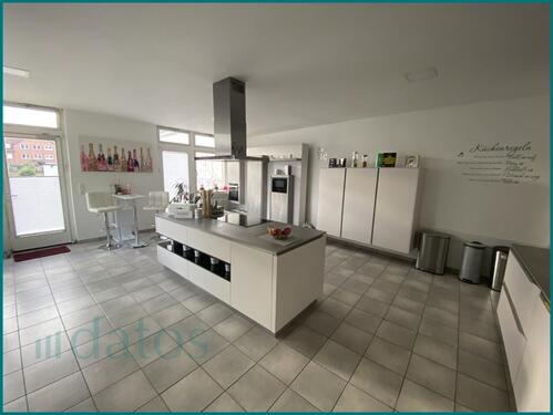 Foto - Zimmer in 4er-WG und 1-Zimmer-Apartments zu vermieten – Nähe HS