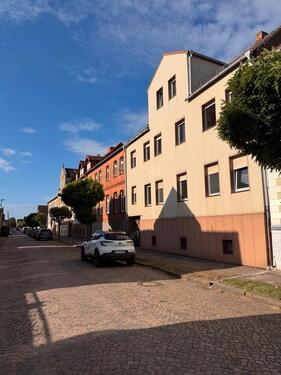 Foto - Großes Zweifamilienhaus. 1 Std bis Berlin. Garagen. Großer Garten