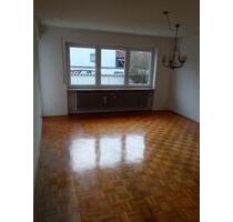 Helle 4-Zimmer Wohnung - 600,00 EUR Kaltmiete, in Weiden in der Oberpfalz (PLZ: 92637)