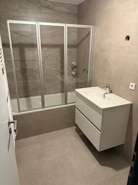 Foto - 3.5 Zimmer Etagenwohnung zur Miete in Schwalbach am Taunus