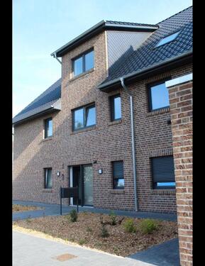 Foto - Wunderschöne 4 Zimmer Wohnung - 1.100,00&nbsp;EUR Kaltmiete, ca.&nbsp; 110,00&nbsp;m&sup2;