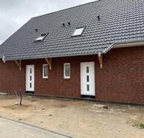 NEUBAU in Schwartbuck – Terrasse|Garten|Wärmepumpe|Stellplatz - Hohenfelde
