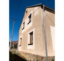 Wohnhaus - Viel Platz für neuen Ideen - Rodewisch