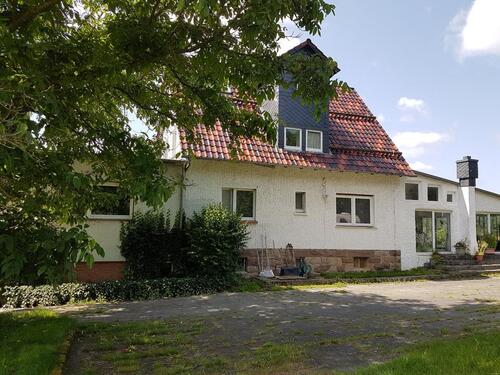 Foto - Bauernhof mit Stall, LKW Garage und 12ha Grünfläche in Alleinlage