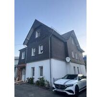 Schöne Wohnung zu vermieten - 800,00&nbsp;EUR Kaltmiete, ca.&nbsp; 88,00&nbsp;m&sup2; in Siegen (PLZ: 57080) Eiserfeld