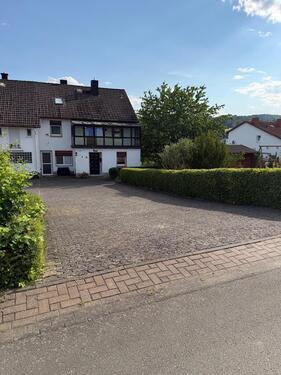 Foto - Wohnhaus in traumhafter Ortsrandlage mit großem Garten