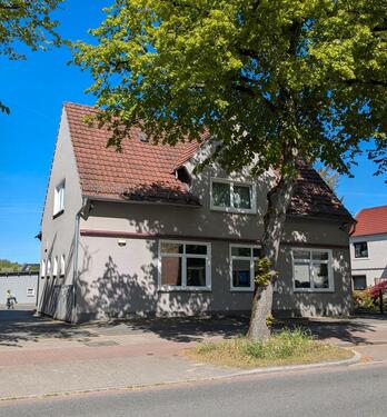 Foto - Großzügiges 3-Familienhaus mit großem Garten und 2 vermieteten WE