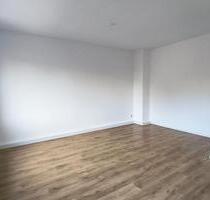 Renovierte 2 Zimmer Wohnung mit Balkon - Leipzig Altwest