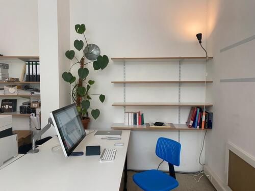 Foto - Büroarbeitsplatz Desksharing 50%