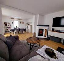 Modernisiertes Einfamilienhaus mit pflegeleichtem Grundstück - Rühen