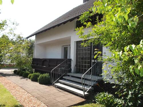 Foto - 13 Zimmer Einfamilienhaus zum Kaufen in Neuhof