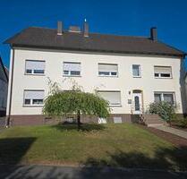 Mehrfamilienhaus zu verkaufen - 435.000,00 EUR Kaufpreis, in Höxter (PLZ: 37671)