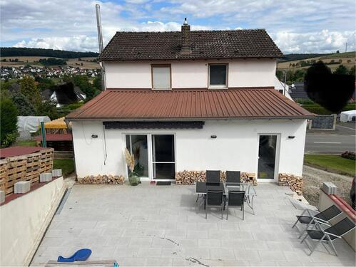 Foto - Privat Kernsaniert GarageParkplätzeKaminTerrasse