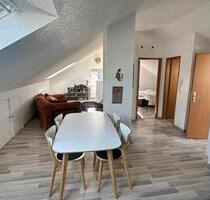 Helle 2- Zimmer DG-WOHNUNG - 650,00&nbsp;EUR Kaltmiete, ca.&nbsp; 46,00&nbsp;m&sup2; in Geislingen an der Steige (PLZ: 73312)