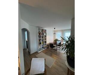 Helle 2-Zimmer-Wohnung mit Balkon in Markkleeberg West