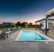 Ferienhaus Pula Istrien - 1.800,00 EUR Kaltmiete, in Waldshut-Tiengen (PLZ: 79761)