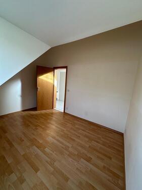 Foto - Dachgeschoßwohnung in Neuss zur Miete