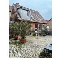 Bauernhof mit ausgebauter Scheune (Pferdehaltung) - Kitzingen