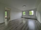 Foto - Verfügbar ab März 2026! Moderne, vollständig renovierte 2-Zimmer-Wohnung mit Balkon in ruhiger Wohnlage
