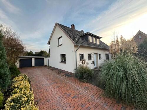 Foto - Gepflegtes Einfamilienhaus in zentraler und sehr ruhiger Lage