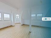 Foto - Bezaubernde und frisch modernisierte 3-Zimmer-Altbauwohnung mit Tageslichtbad
