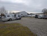 Foto - Stellplatz Abstellplatz SaisonJahr Parkplatz Wohnwagen Wohnmobil