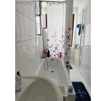 2 Zimmer Wohnung mit Balkon in Essen Holsterhausen Fronhausen